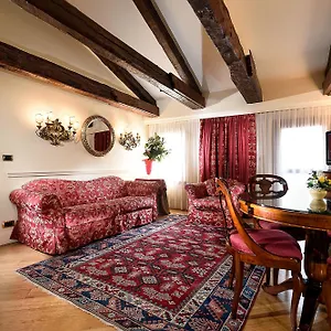 Torre Dell'orologio 4* Venedik