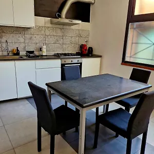 https://casa-della-lettera.catania-hotels.net
